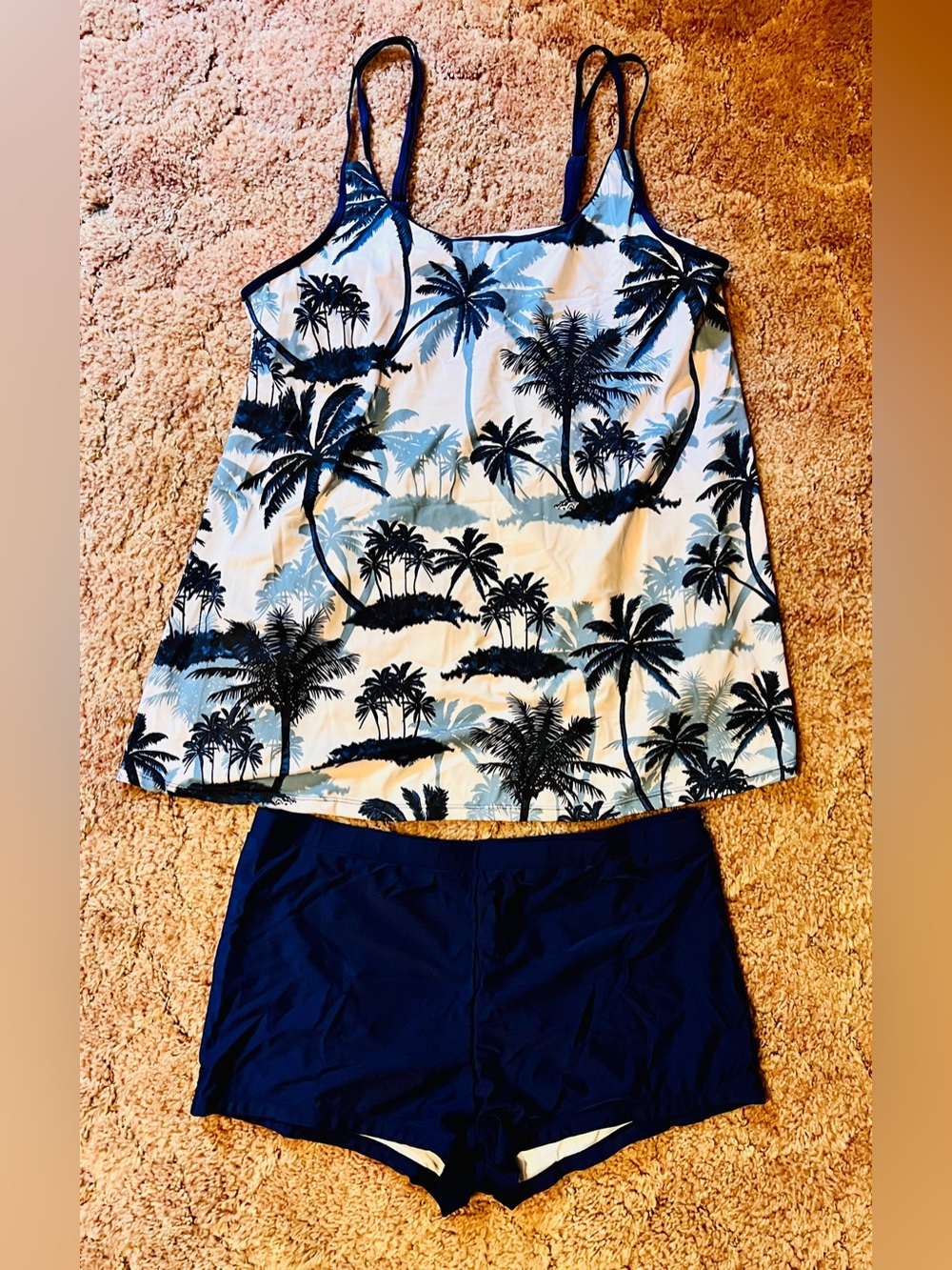 Palm Tree Print Plus Size Tankini Set in Navy and White